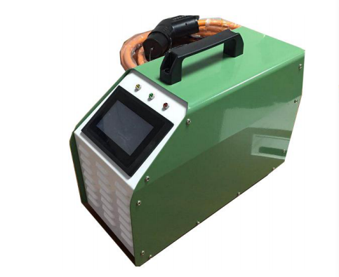 QGDC700-B系列直流充電機（便攜式）