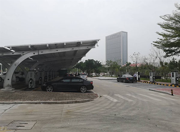 長庚醫院充電站